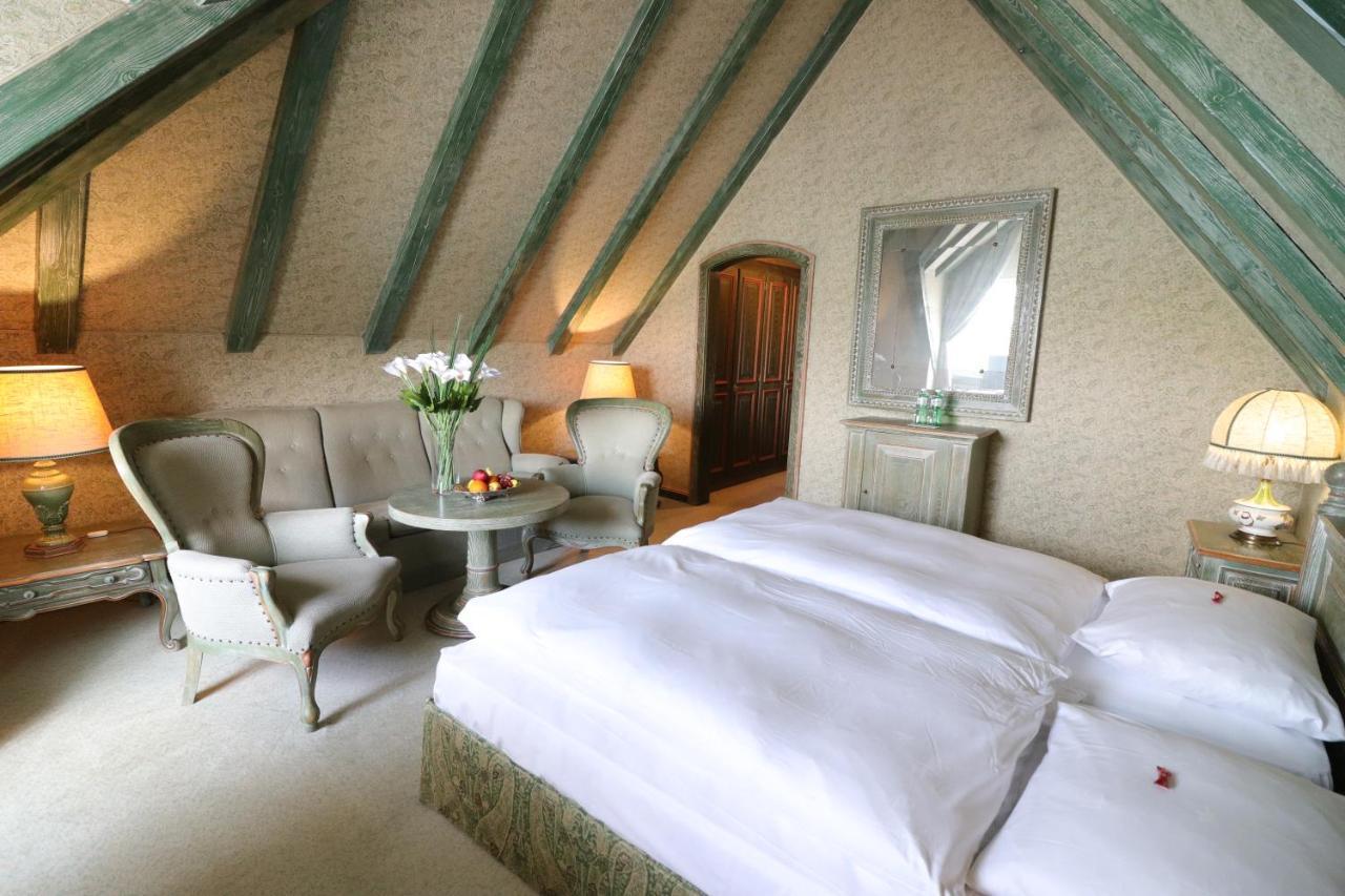 Drachenburg & Waaghaus Hotel กอตลิมบ์ ภายนอก รูปภาพ